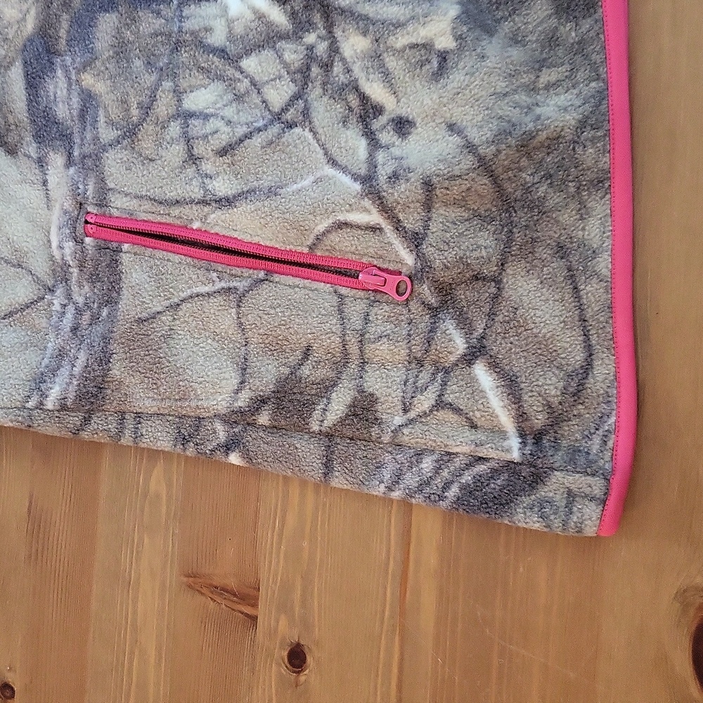 Real Tree fleece jacket - Picture 2 of 3